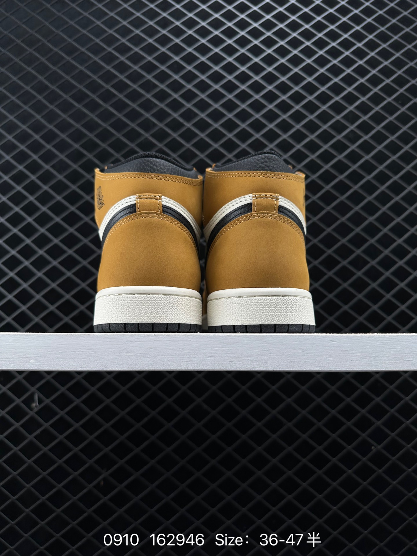 Nike Air Jordan 1 Retro High OG”Black/White“